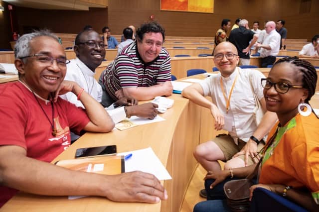 Pope_s Worldwide Prayer Network - 175 YEARS - National Directors and Coordinators - 23 en tamaño mediano